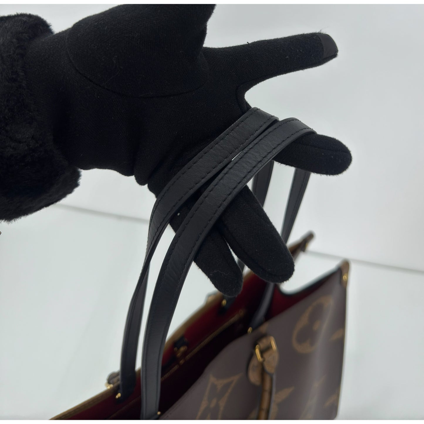 Louis Vuitton OnTheGo GM Reverse Monogram