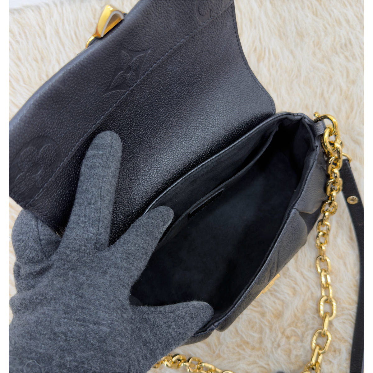 Louis Vuitton Favorite Monogram Empreinte Leather