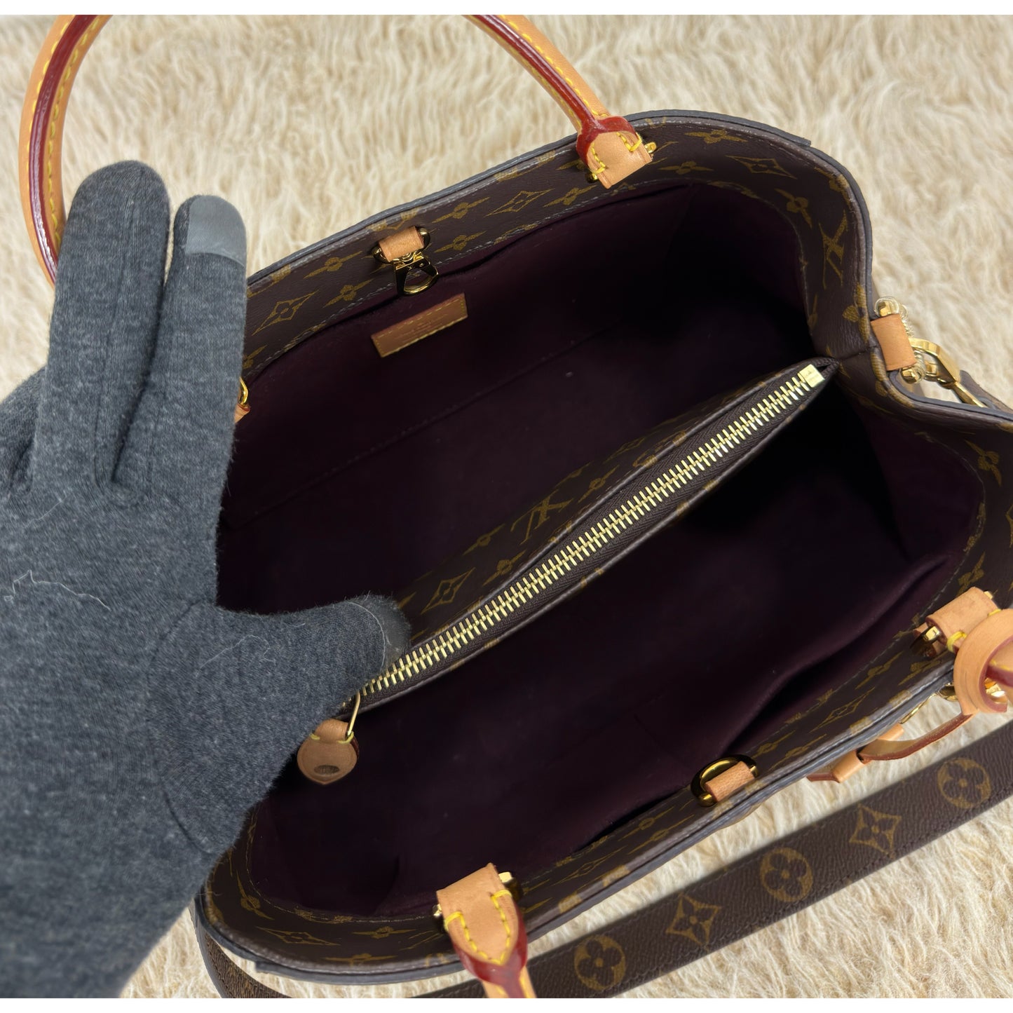 Louis Vuitton Monogram Canvas Montaigne MM