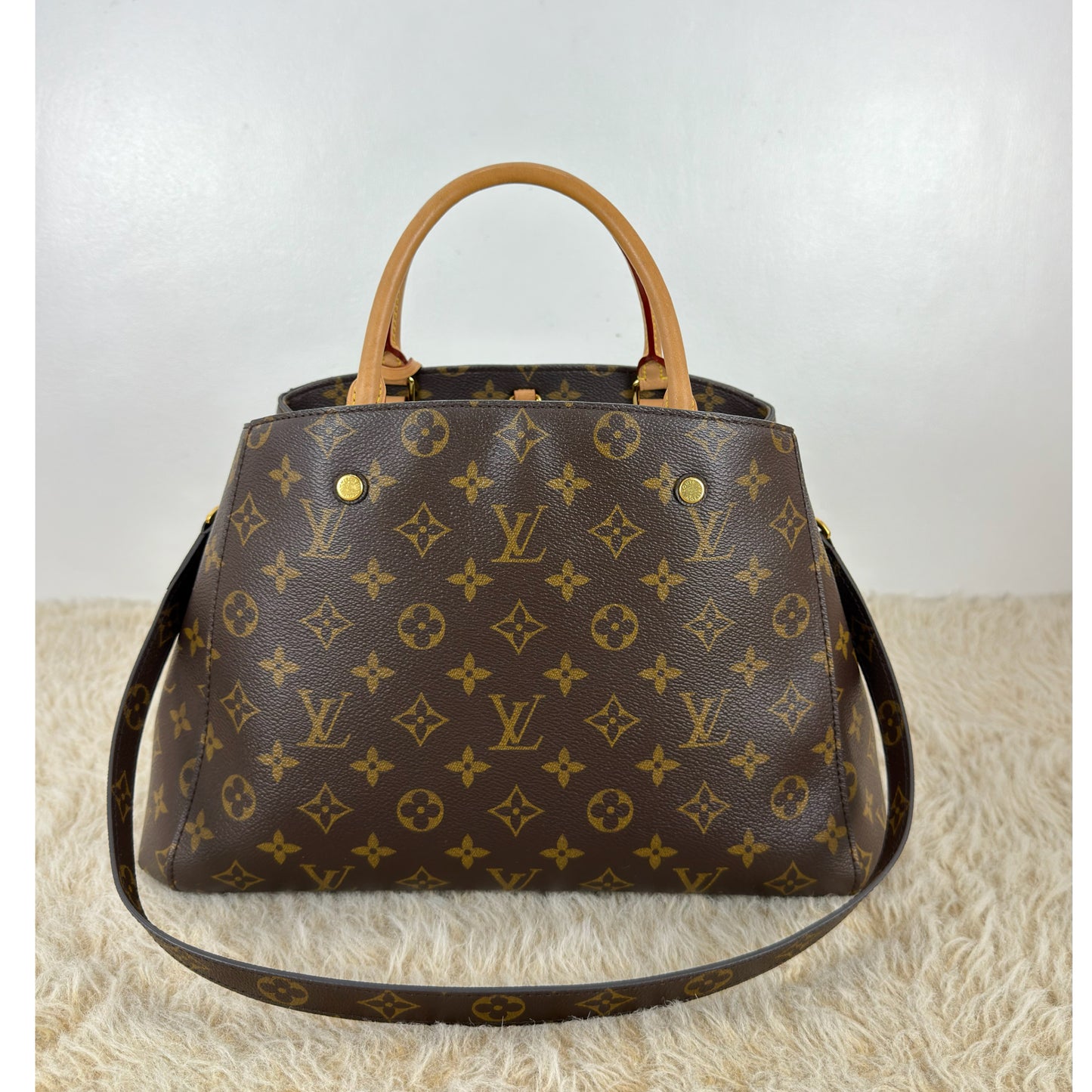 Louis Vuitton Monogram Canvas Montaigne MM
