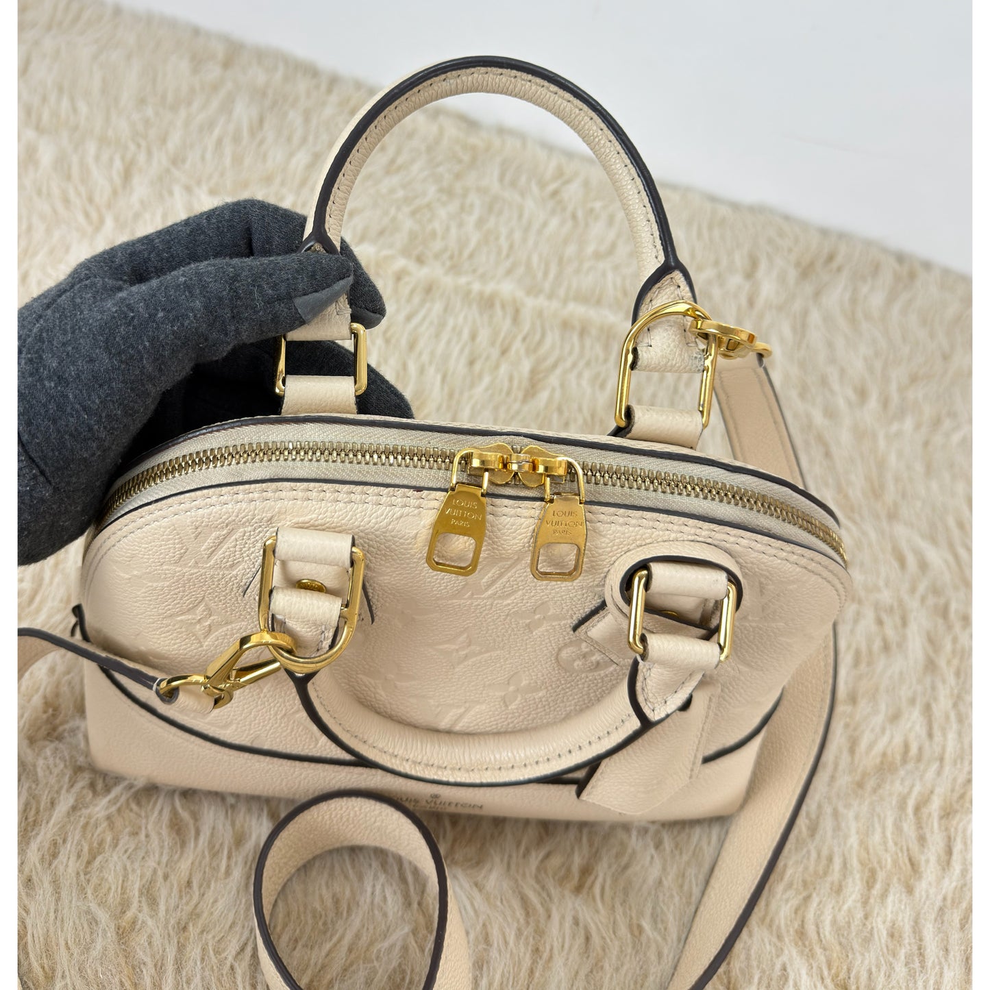 Louis Vuitton Monogram Empreinte Neo Alma BB Creme