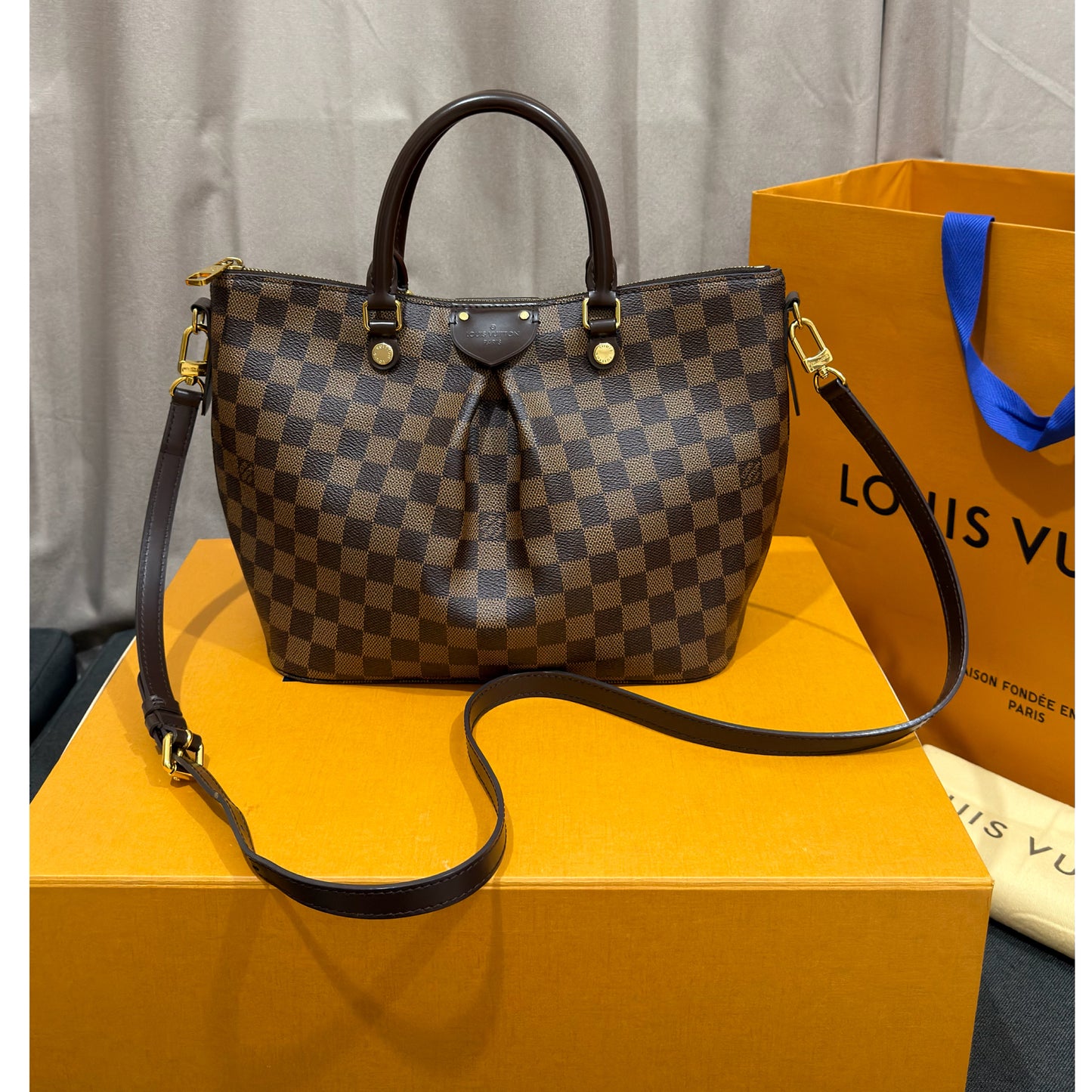 Louis Vuitton Siena MM Damier Ebene