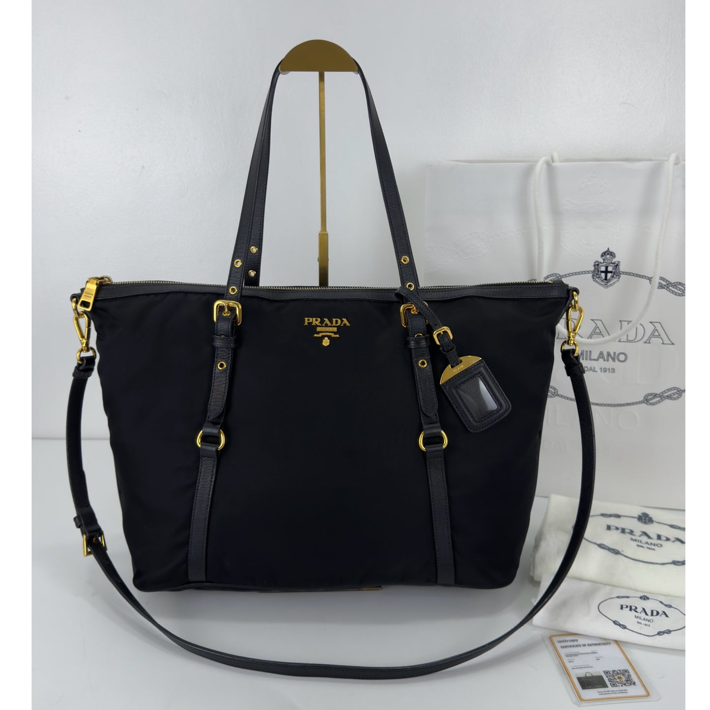 Prada Black Tessuto Nylon And Saffiano
Leather Tote Bag - BR4253
