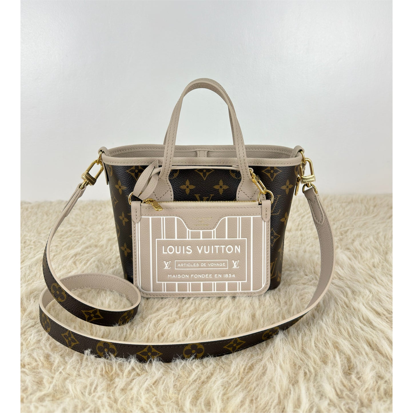 Louis Vuitton Inside Out BB Limestone Monogram