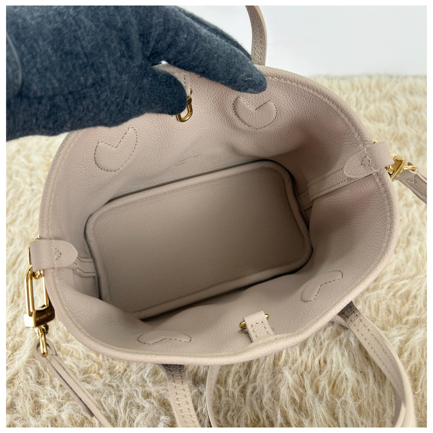 Louis Vuitton Inside Out BB Limestone Monogram