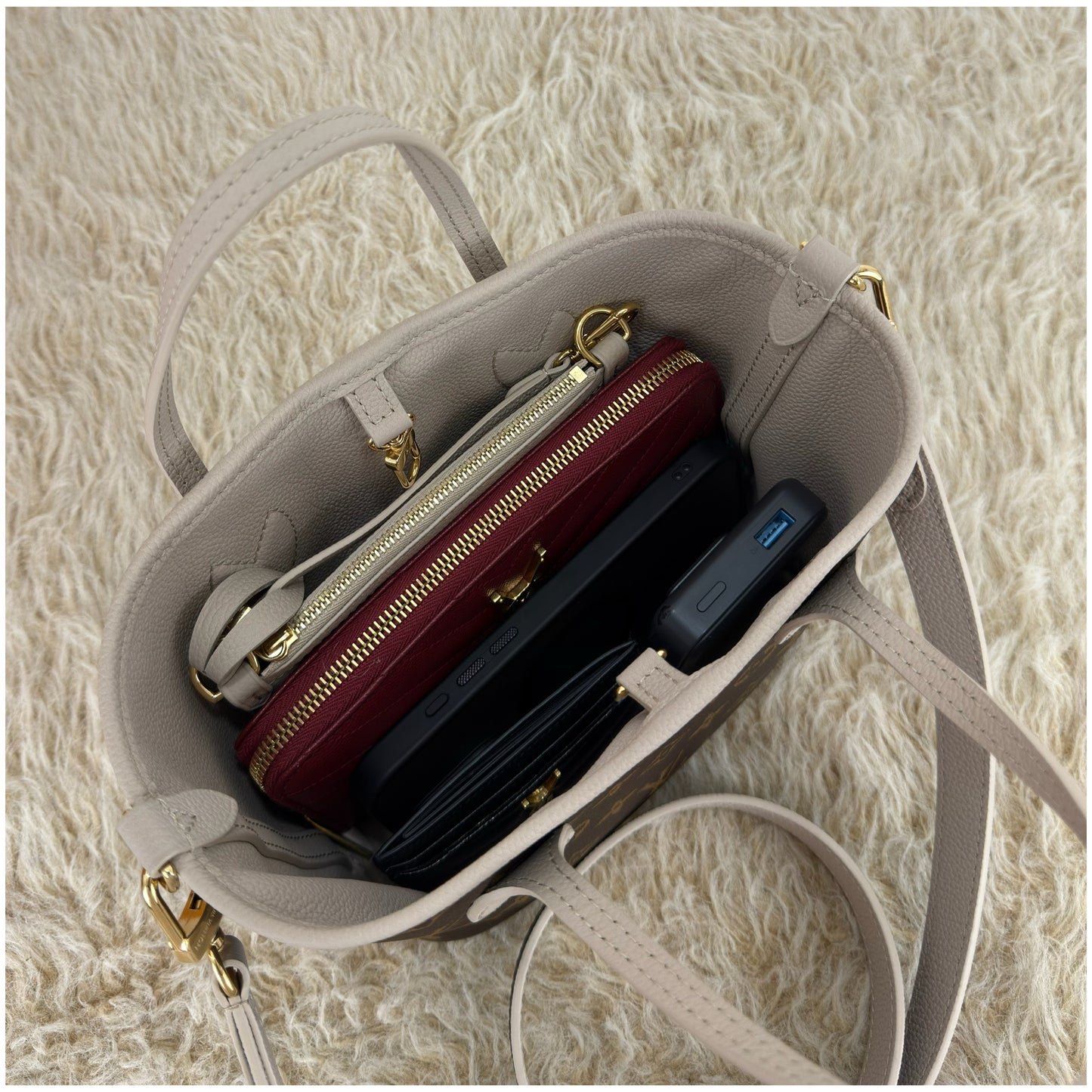 Louis Vuitton Inside Out BB Limestone Monogram