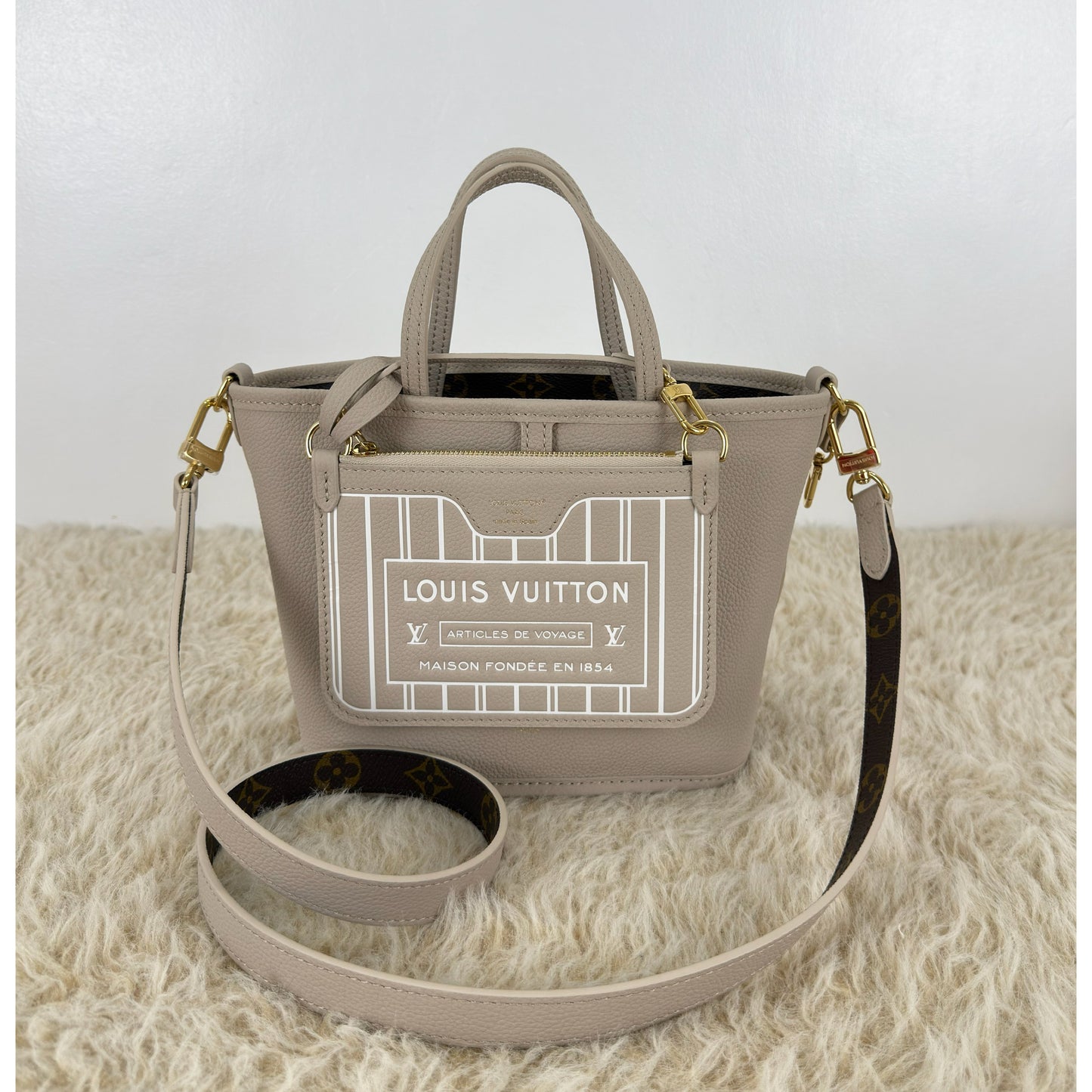 Louis Vuitton Inside Out BB Limestone Monogram