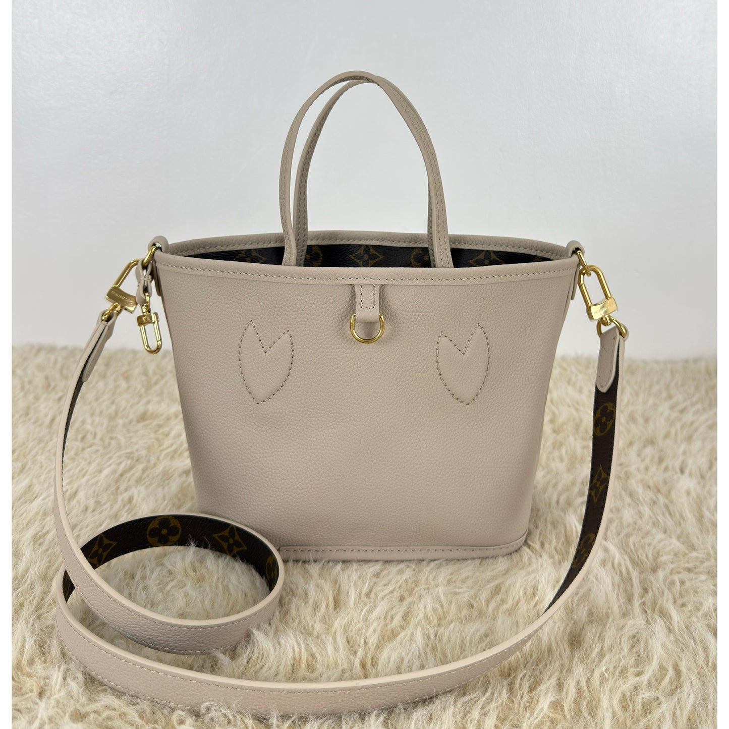 Louis Vuitton Inside Out BB Limestone Monogram