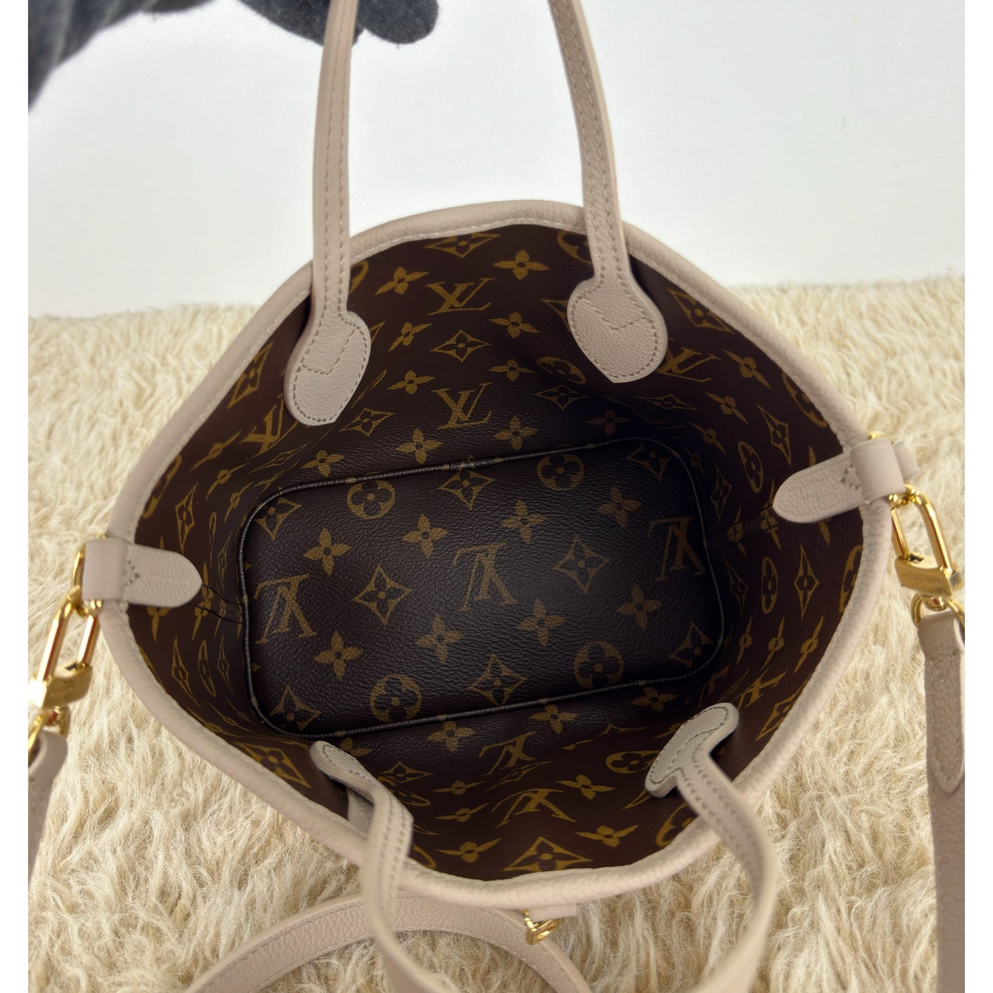 Louis Vuitton Inside Out BB Limestone Monogram