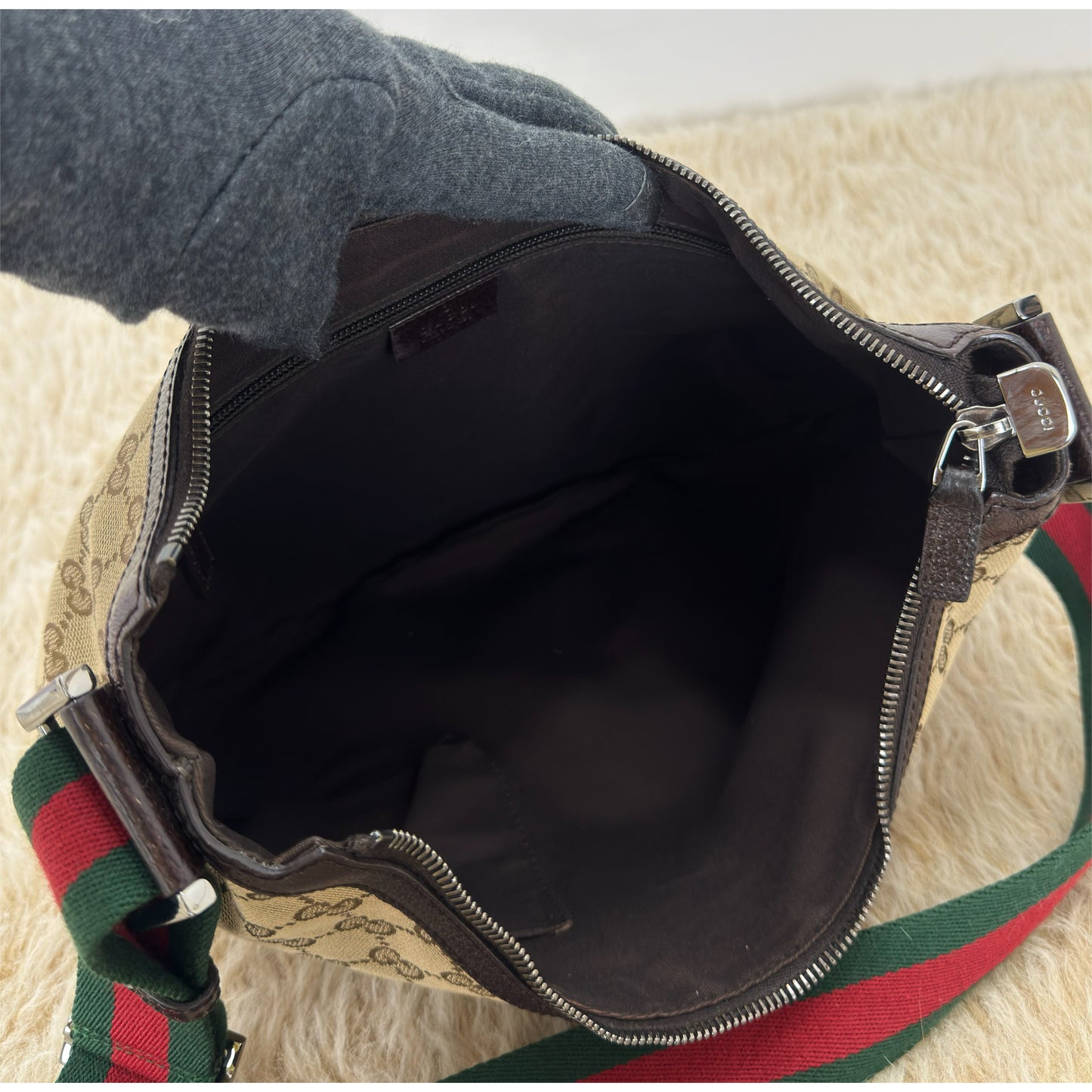 Gucci GG Canvas Vintage Web Medium Messenger Bag