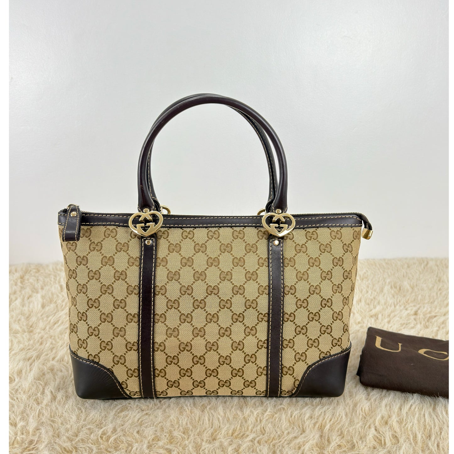 Gucci Gucci Small Lovely Heart - Shaped
Interlocking G Tote Bag