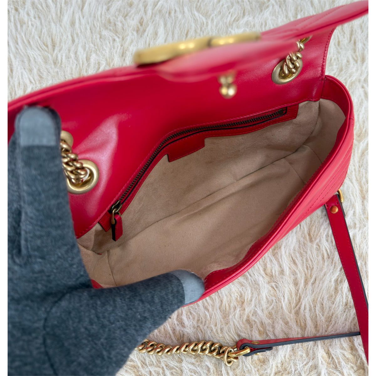 Gucci Medium Marmont Flap Matellasé Shoulder Bag
