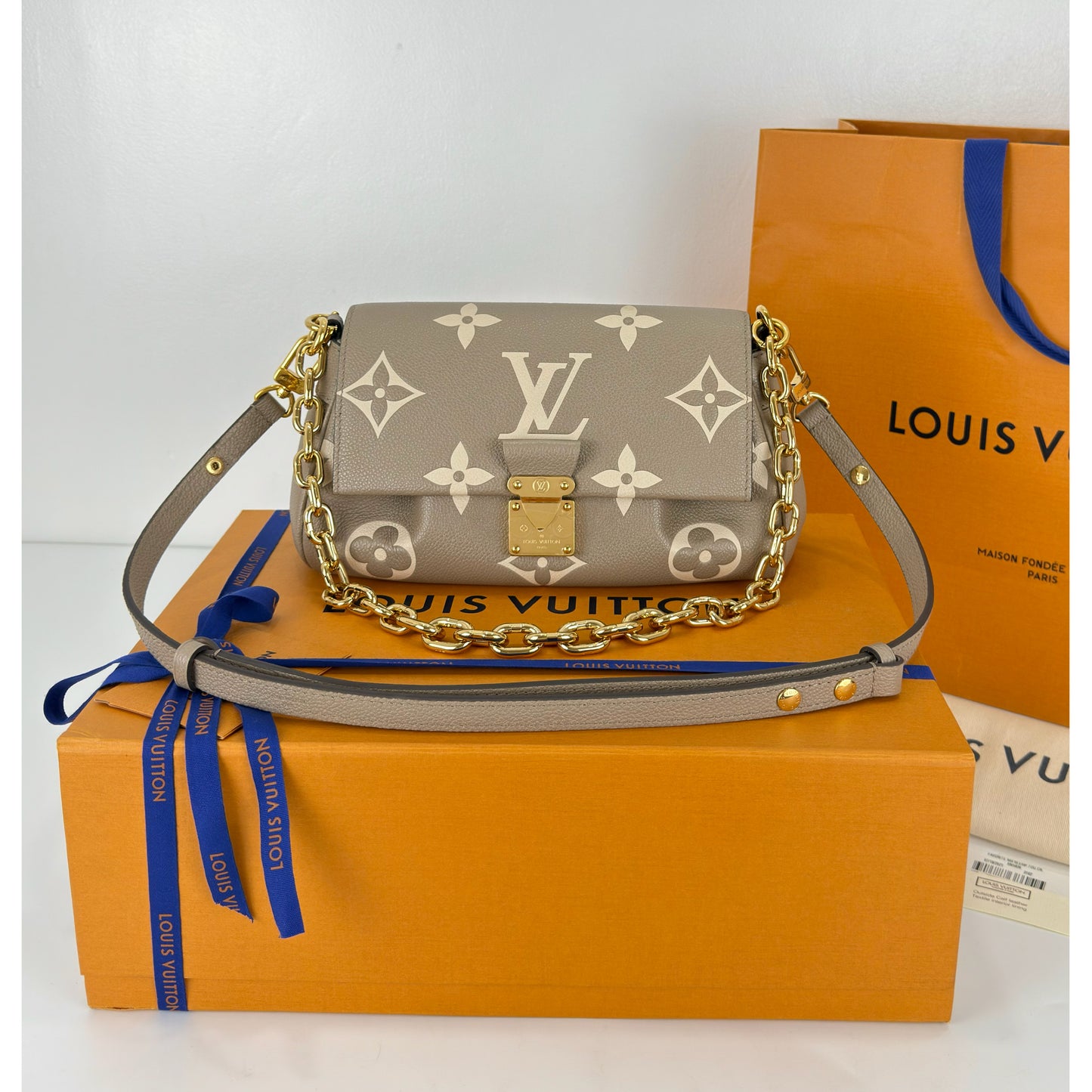 Louis Vuitton Favorite Bicolor Monogram Empreinte