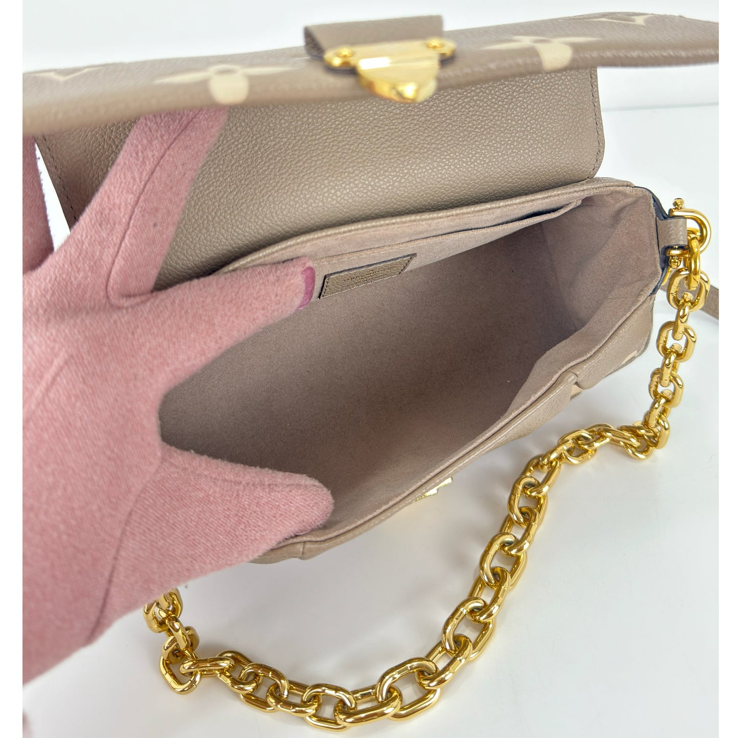 Louis Vuitton Favorite Bicolor Monogram Empreinte