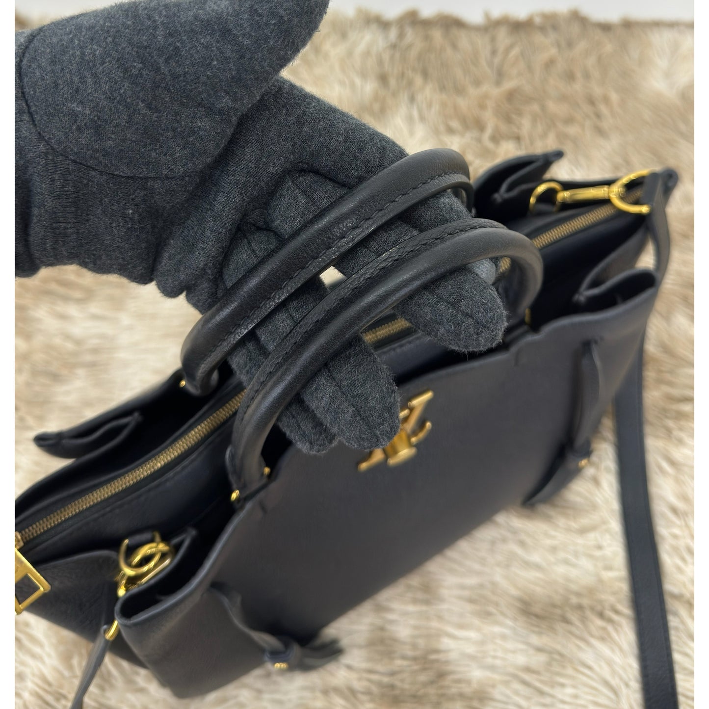 Louis Vuitton Black Leather Lockme Convertible Tote Bag