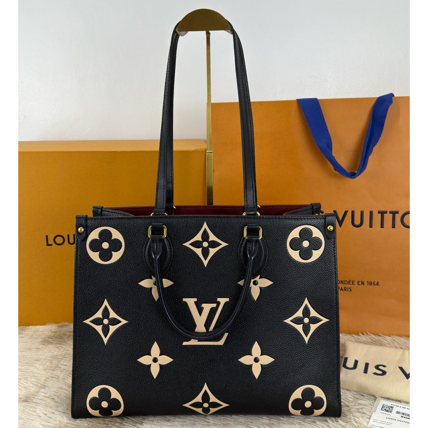 Louis Vuitton OnTheGo MM Bag Empreinte