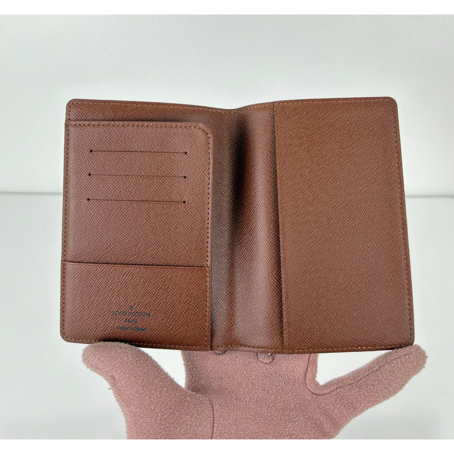 Louis Vuitton Monogram Canvas Passport Holder (2)