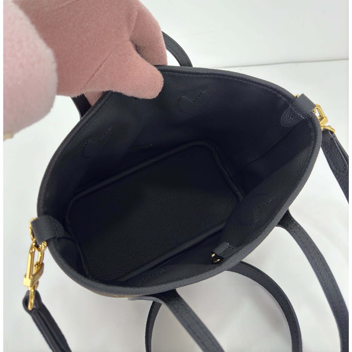 Louis Vuitton Neverfull Bandoulière Inside Out BB