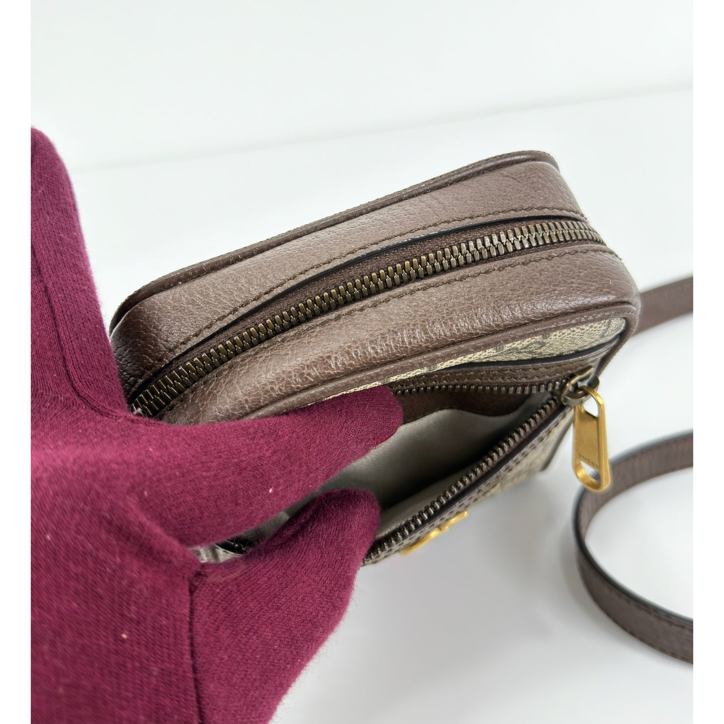 Gucci Ophidia GG Supreme Mini Messenger Bag