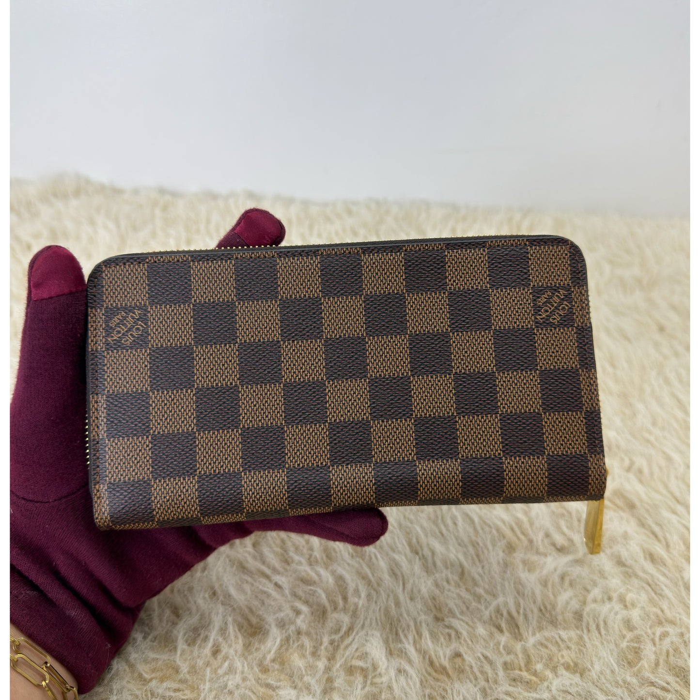 Louis Vuitton Damier Ebene Zippy Wallet