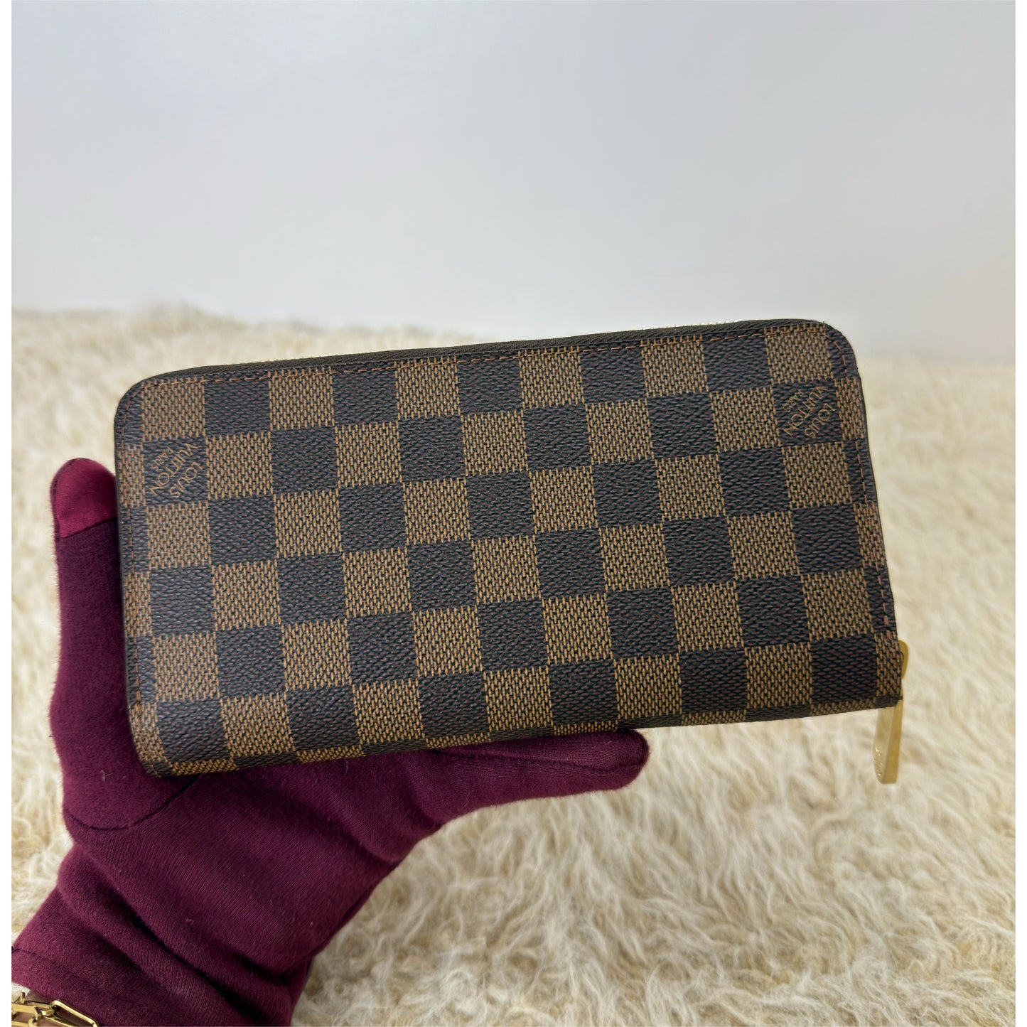 Louis Vuitton Damier Ebene Zippy Wallet