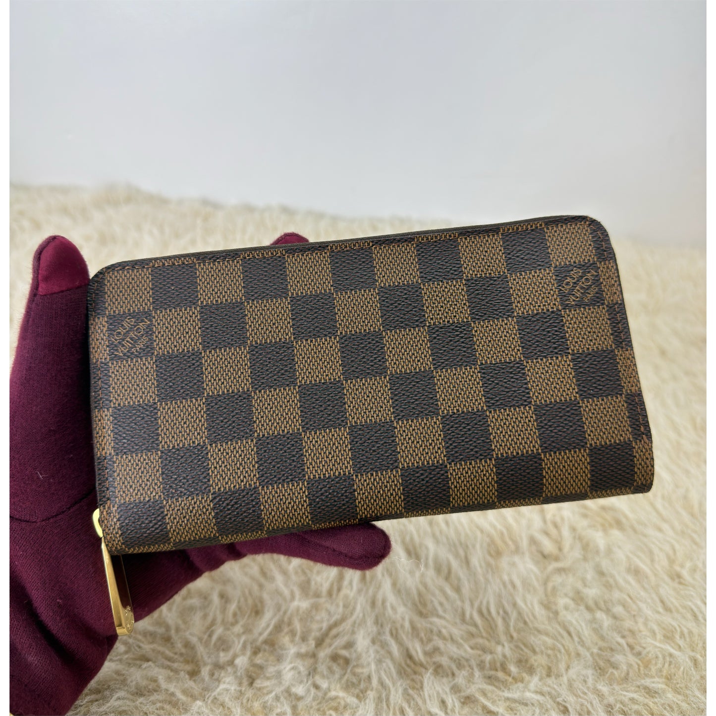 Louis Vuitton Damier Ebene Zippy Wallet