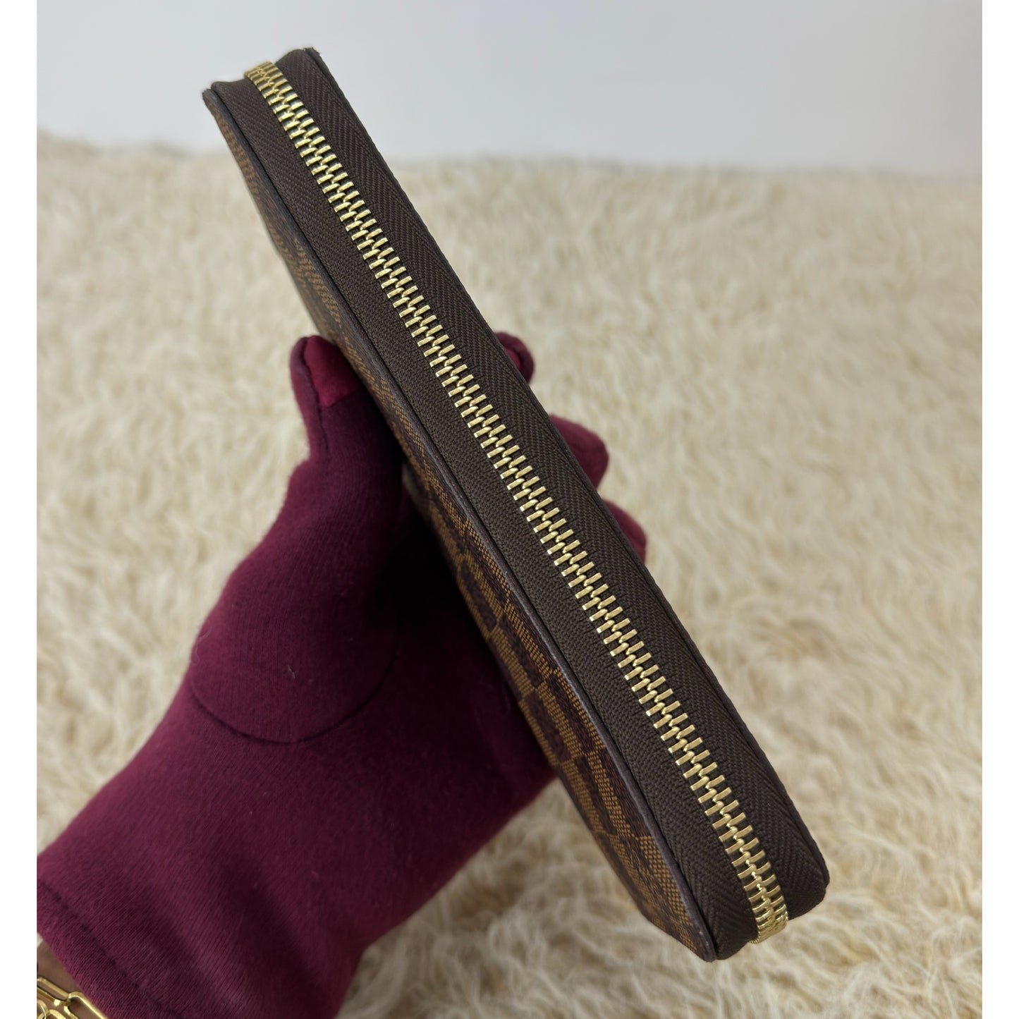 Louis Vuitton Damier Ebene Zippy Wallet