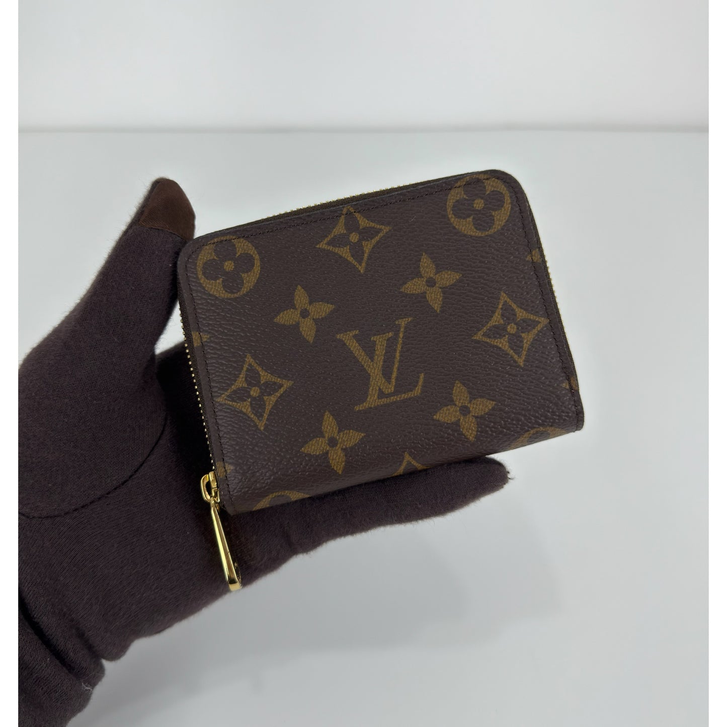 Louis Vuitton Monogram Canvas Zippy Coin Wallet