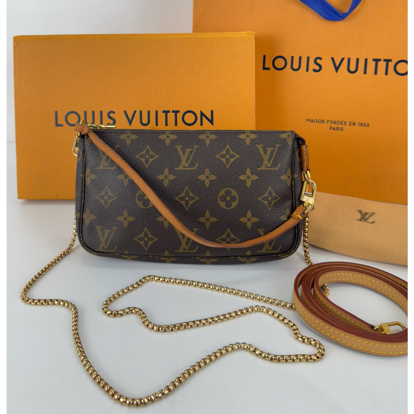 Louis Vuitton Monogram Pochette Accesoires Pouch