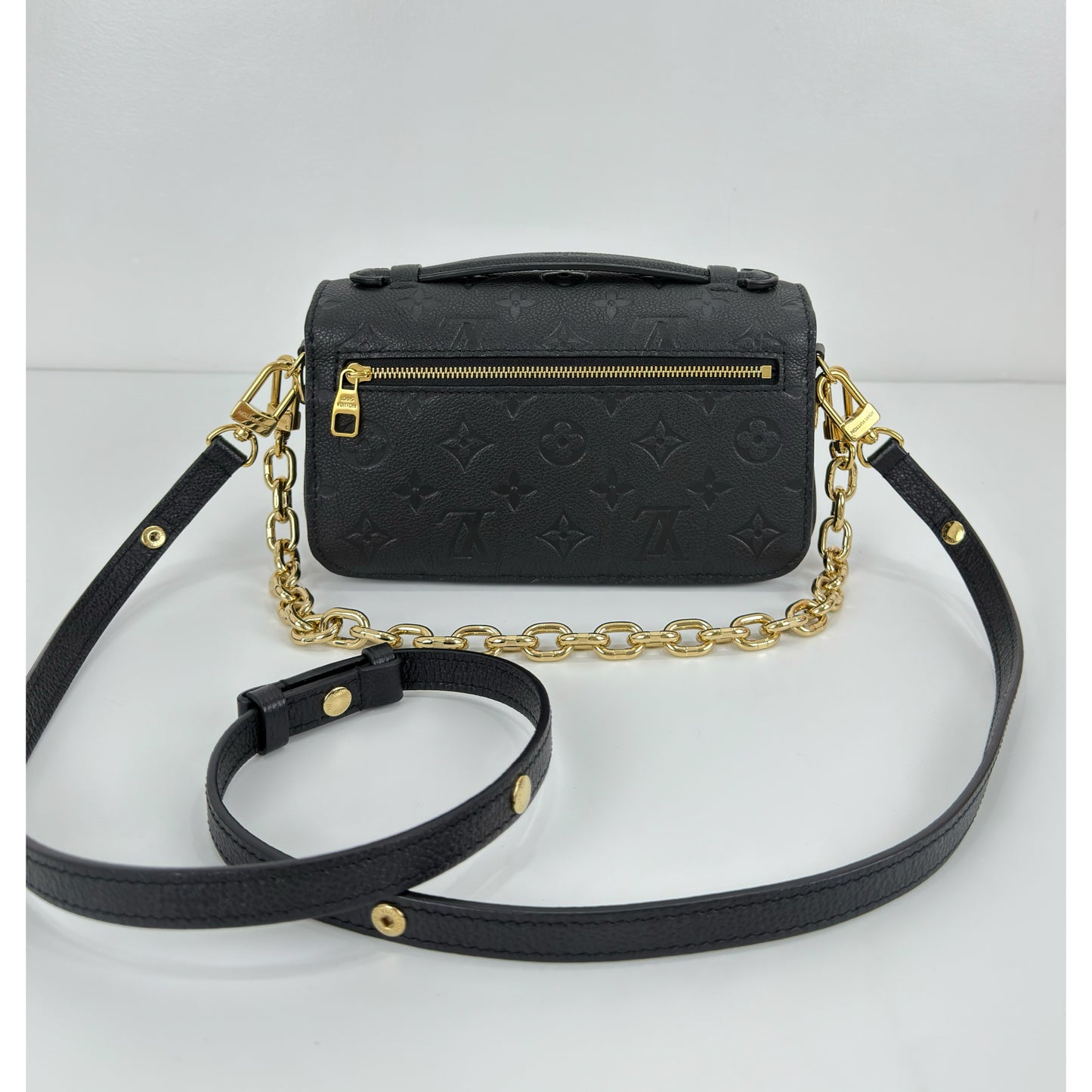 Louis Vuitton Pochette Métis East West Monogram Empreinte