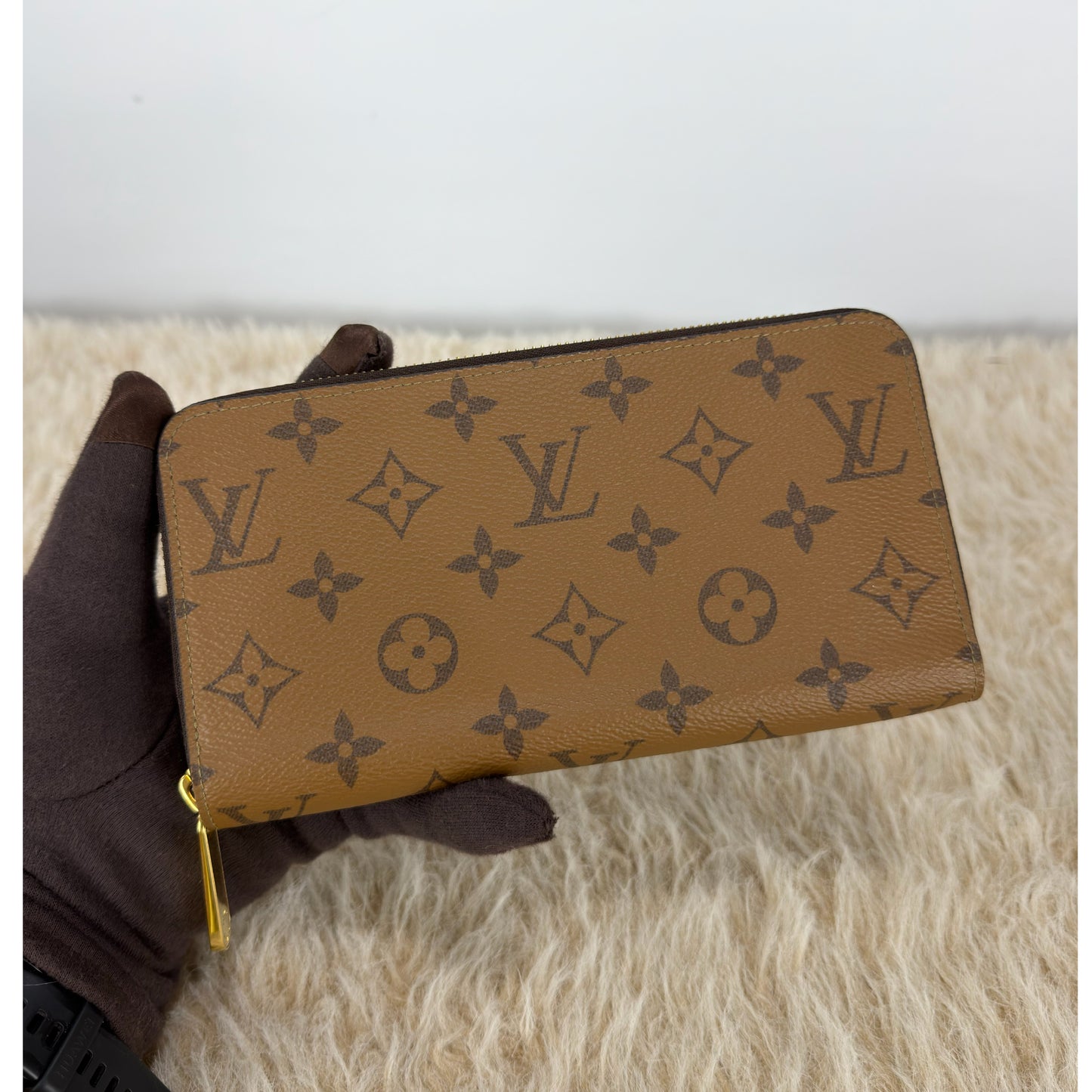 Louis Vuitton Zippy Wallet Reverse Monogram Canvas