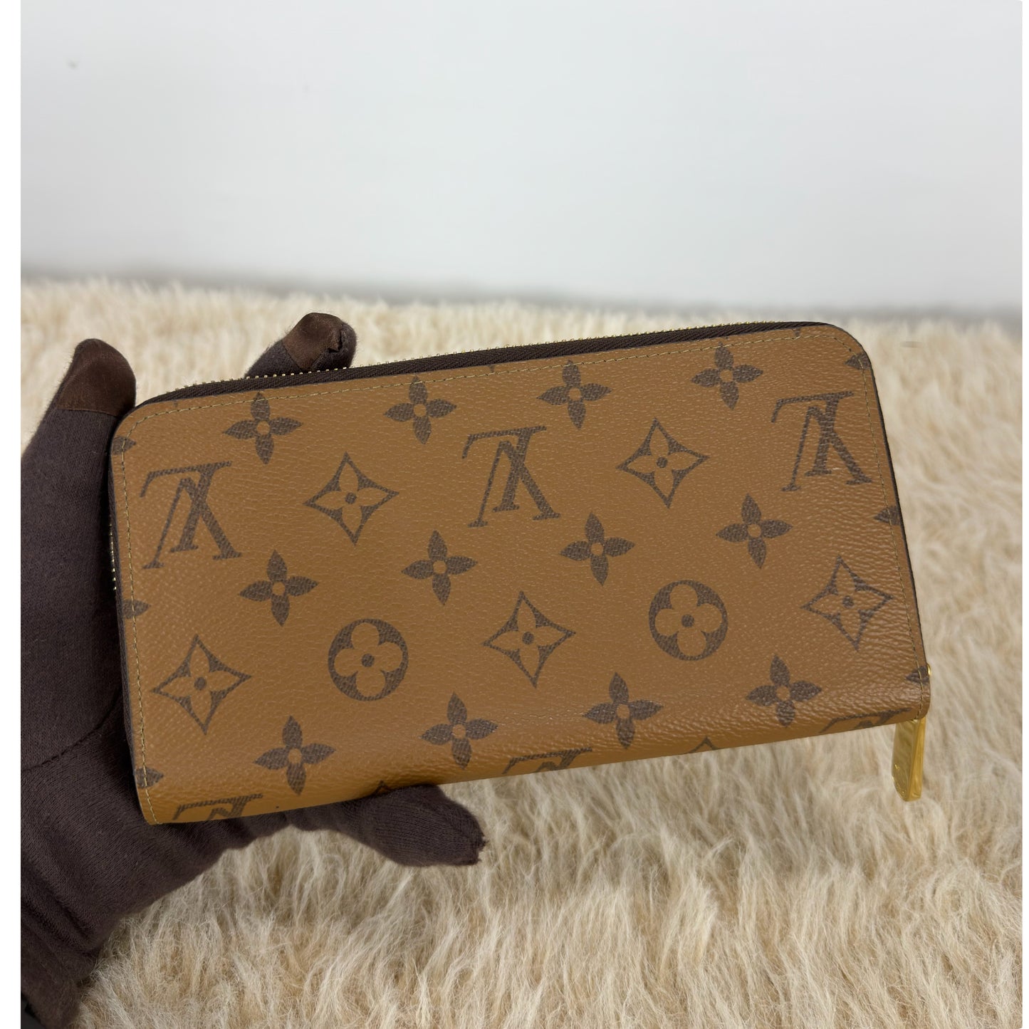 Louis Vuitton Zippy Wallet Reverse Monogram Canvas