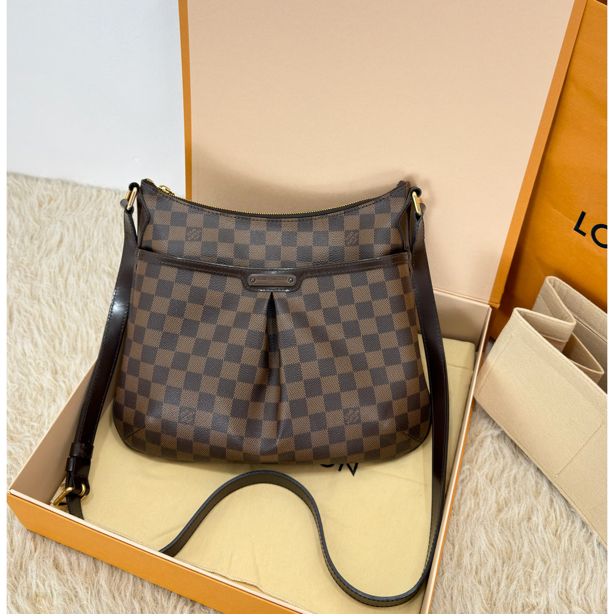 Louis Vuitton Bloomsbury Monogram Canvas