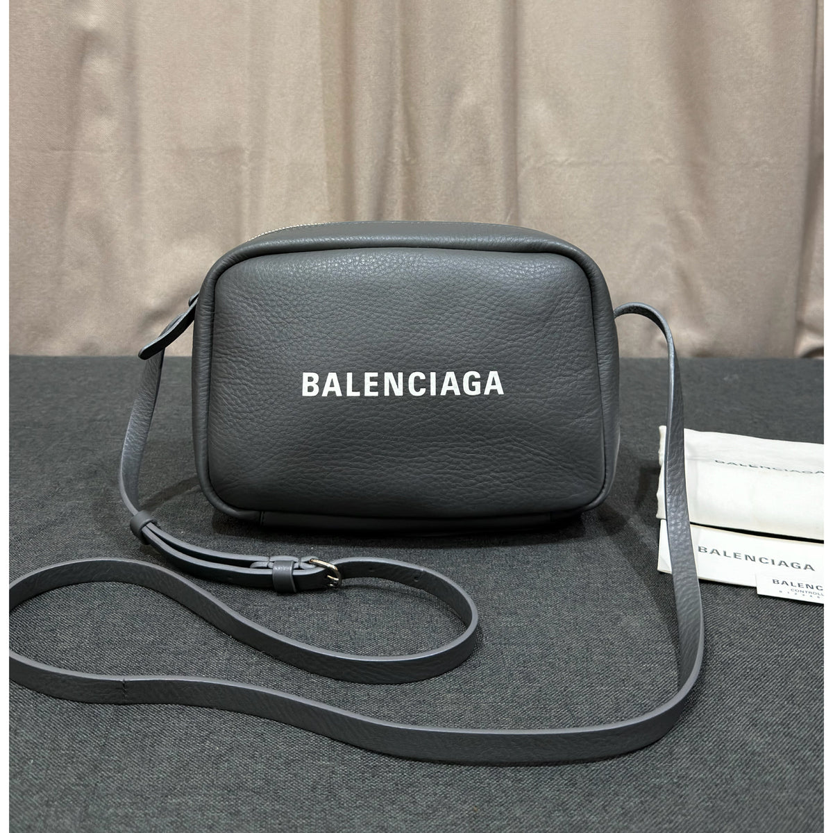 Balenciaga Everyday Camera Bag In Dark Gray