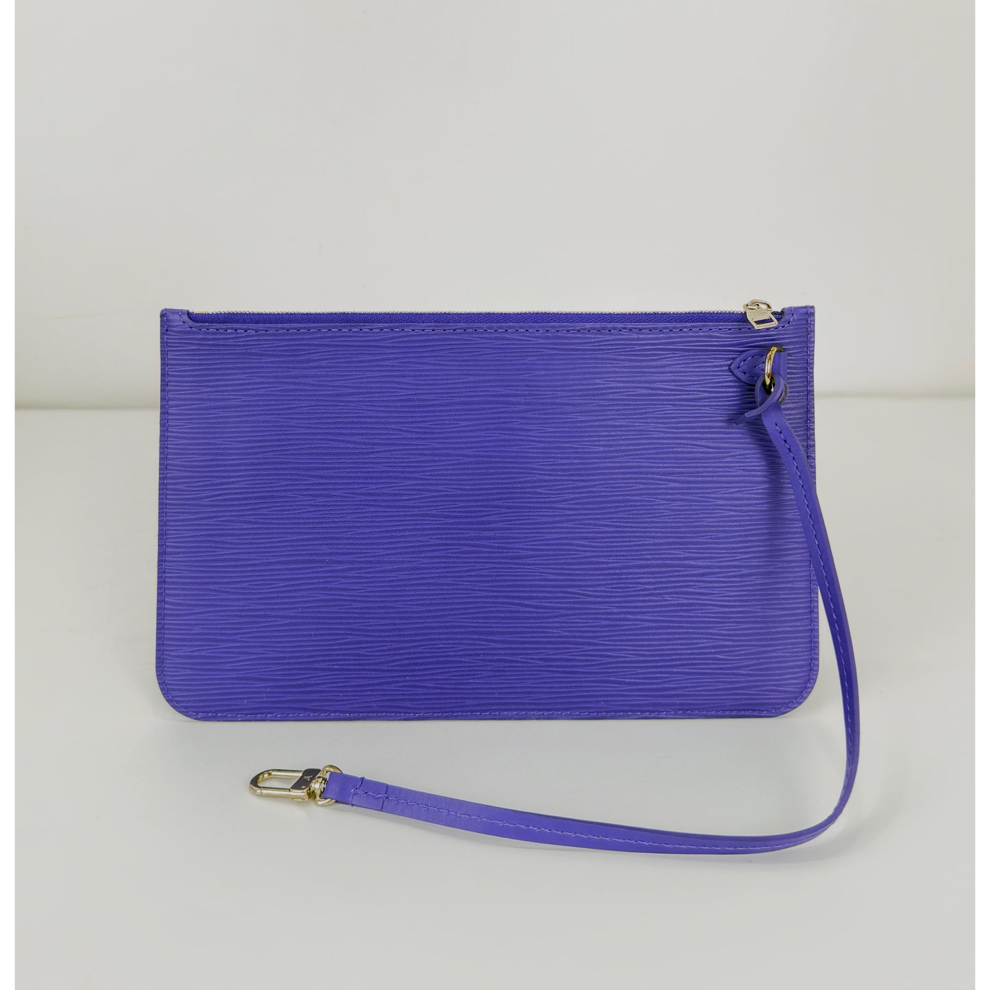 Louis Vuitton Epi Leather Neverfull MM Pochette