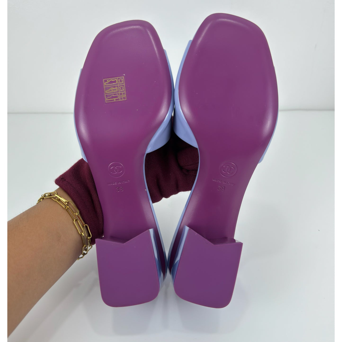 Chanel Purple Mules Patent Leather CC Block
Heel Slide Sandals Size 39