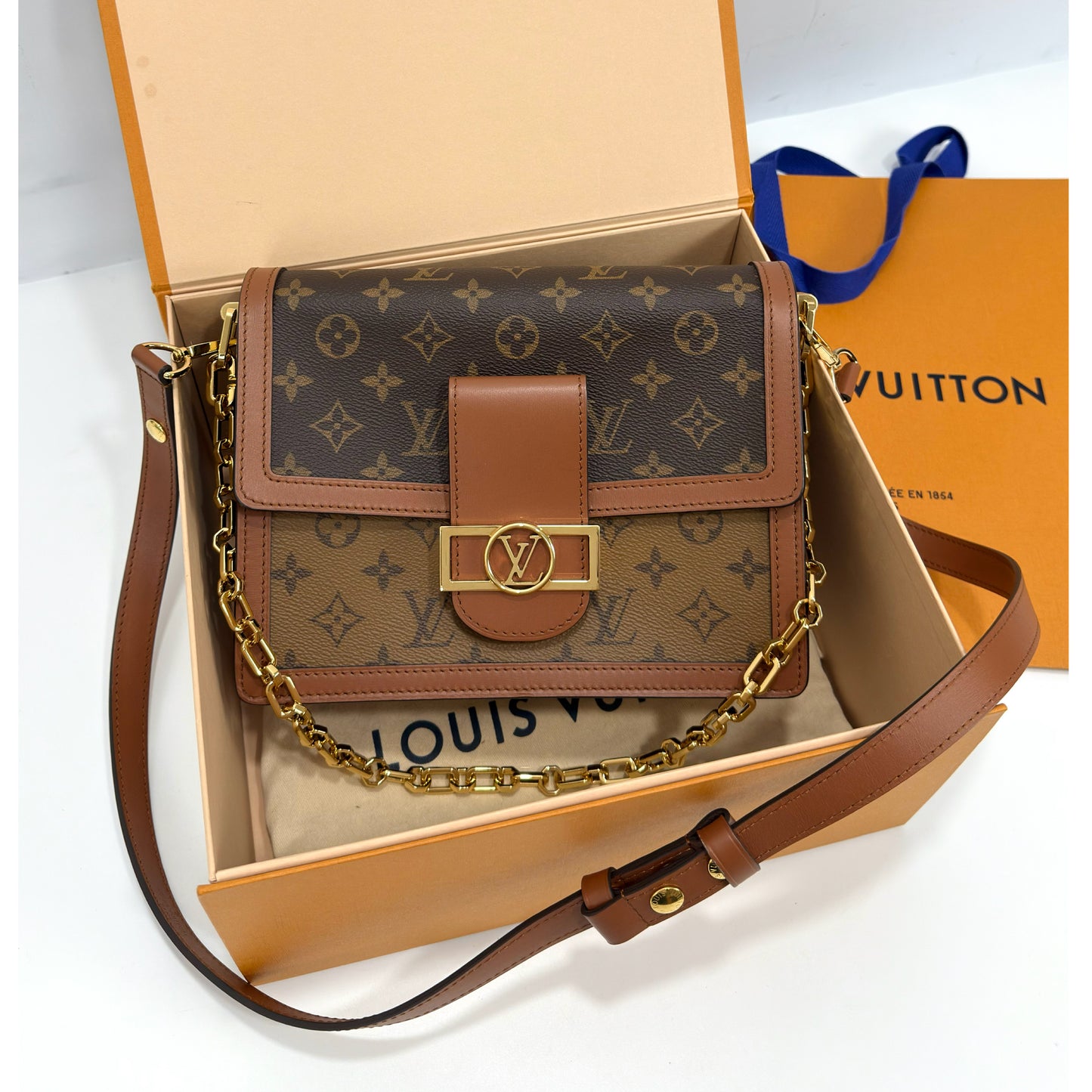 Louis Vuitton Reverse Monogram Dauphine MM